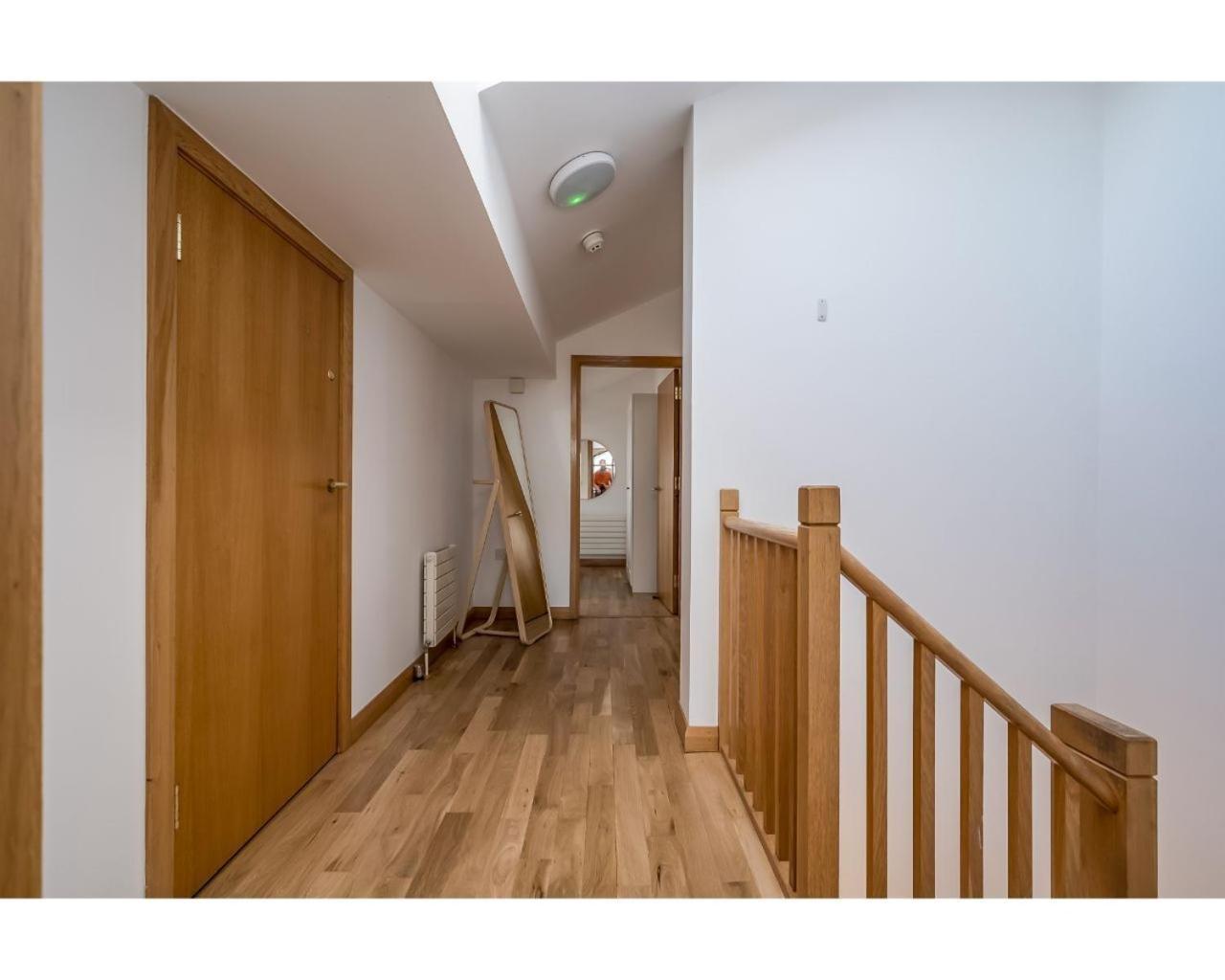 Central Belfast Apartments Pottinger'S Quay Экстерьер фото