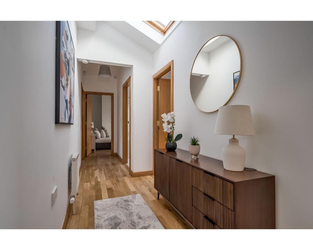 Central Belfast Apartments Pottinger'S Quay Экстерьер фото